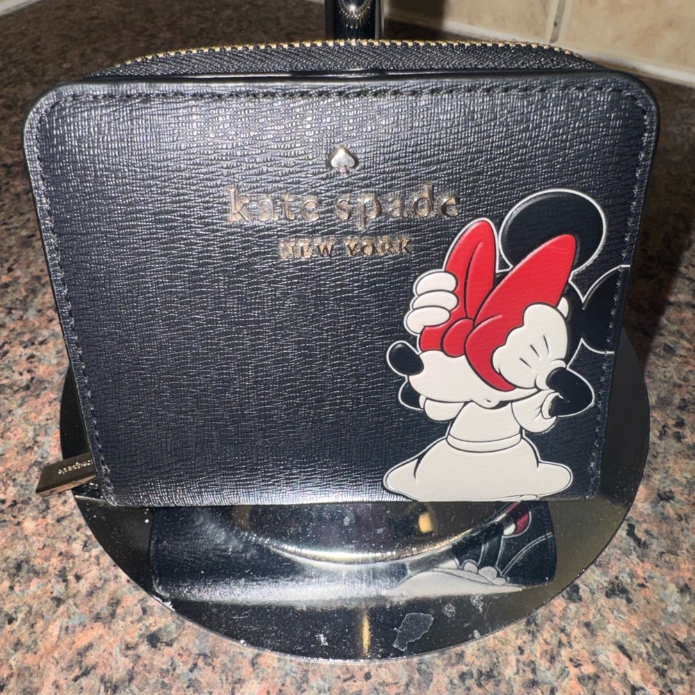 Kate Spade X Disney Minnie Mouse novelty Wallet